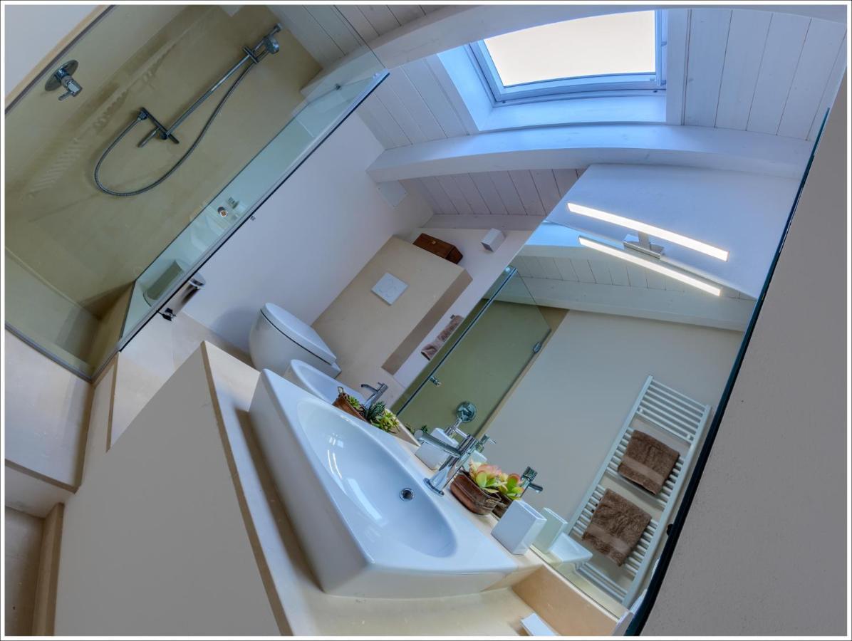 Villa Aquarius - Larihome A08 Vercana Екстериор снимка