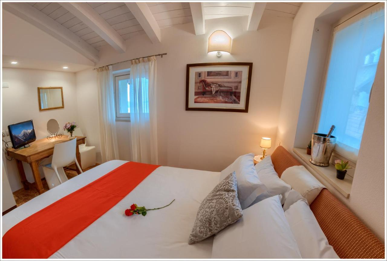 Villa Aquarius - Larihome A08 Vercana Екстериор снимка